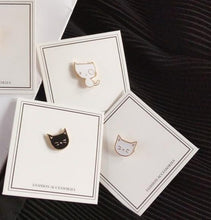 Load image into Gallery viewer, Black Cat Face Brooch
