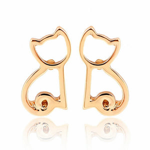 Gold Seated Cat Stud Earrings