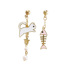 Cat & Fish Earrings White & Pink