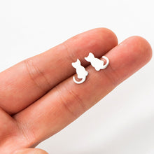 Load image into Gallery viewer, Silver Kitten Stud Earrings
