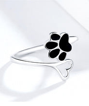 Load image into Gallery viewer, Paw &amp; Heart Ring Black &amp; Sterling Silver

