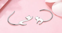 Load image into Gallery viewer, Sterling Silver 925 Cat Drop Earrings
