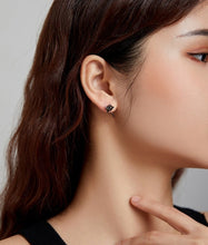 Load image into Gallery viewer, Cute Tail Earrings Black
