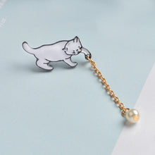 Load image into Gallery viewer,  Cat with Pearl Ball Brooch/Pin with gold
